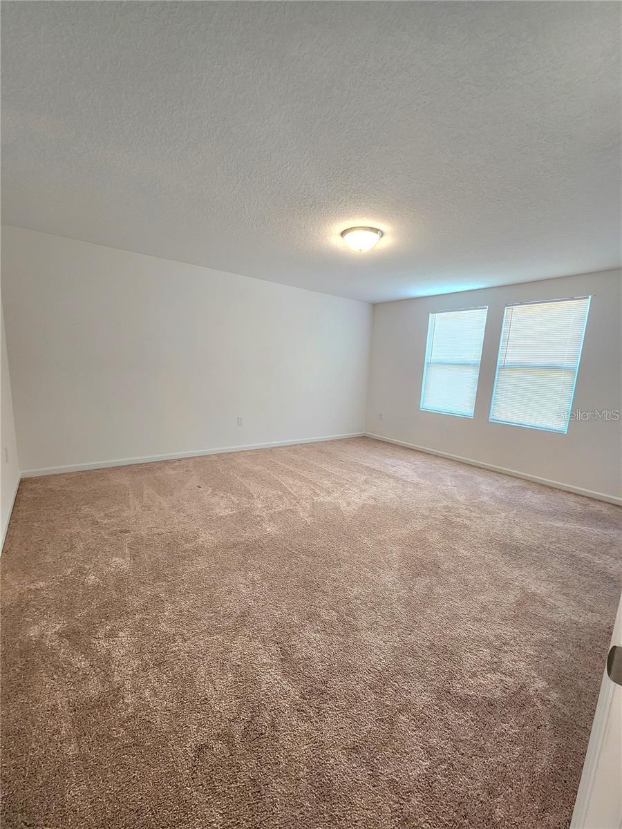 15598 MERLIN AVE, MASCOTTE, FL, 34753