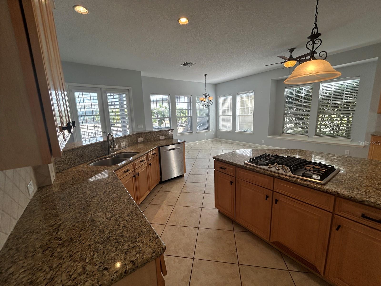 625 MIRABAY BLVD, APOLLO BEACH, FL, 33572