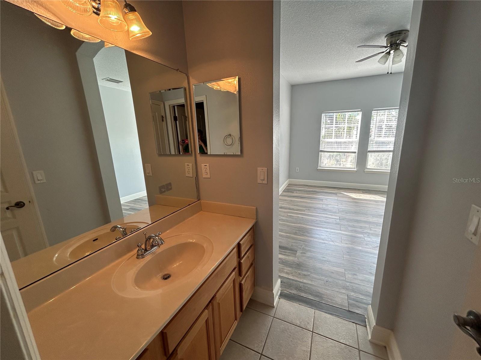 625 MIRABAY BLVD, APOLLO BEACH, FL, 33572