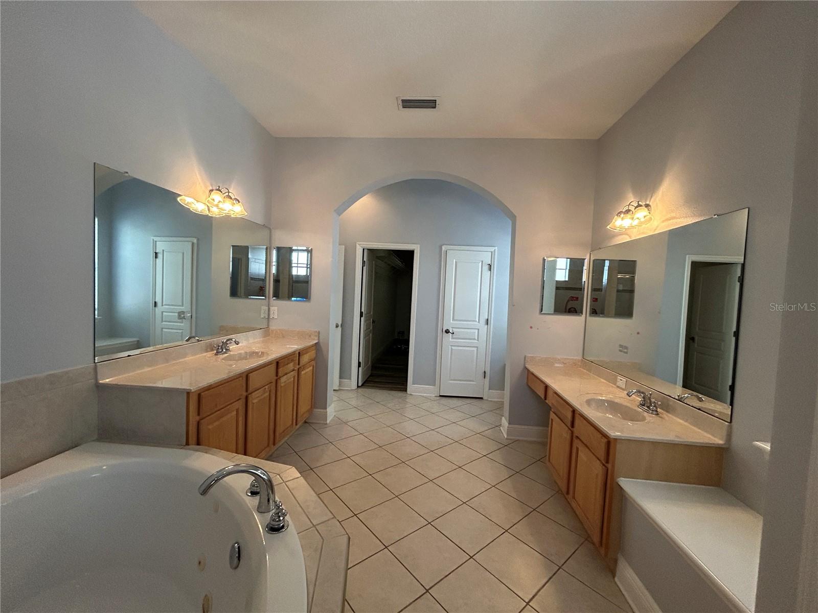 625 MIRABAY BLVD, APOLLO BEACH, FL, 33572