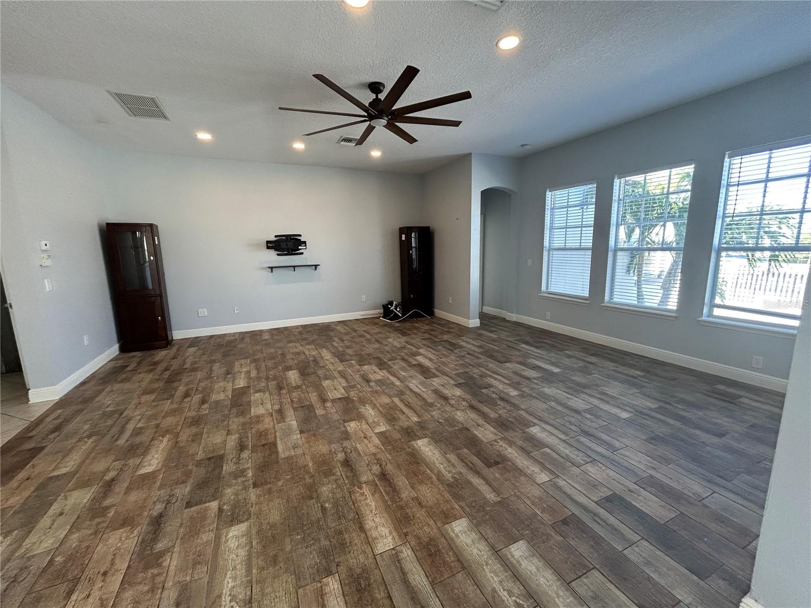 625 MIRABAY BLVD, APOLLO BEACH, FL, 33572