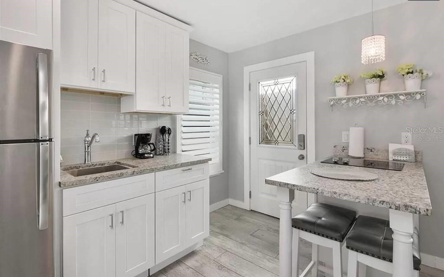 30 KENDALL ST, CLEARWATER BEACH, FL, 33767