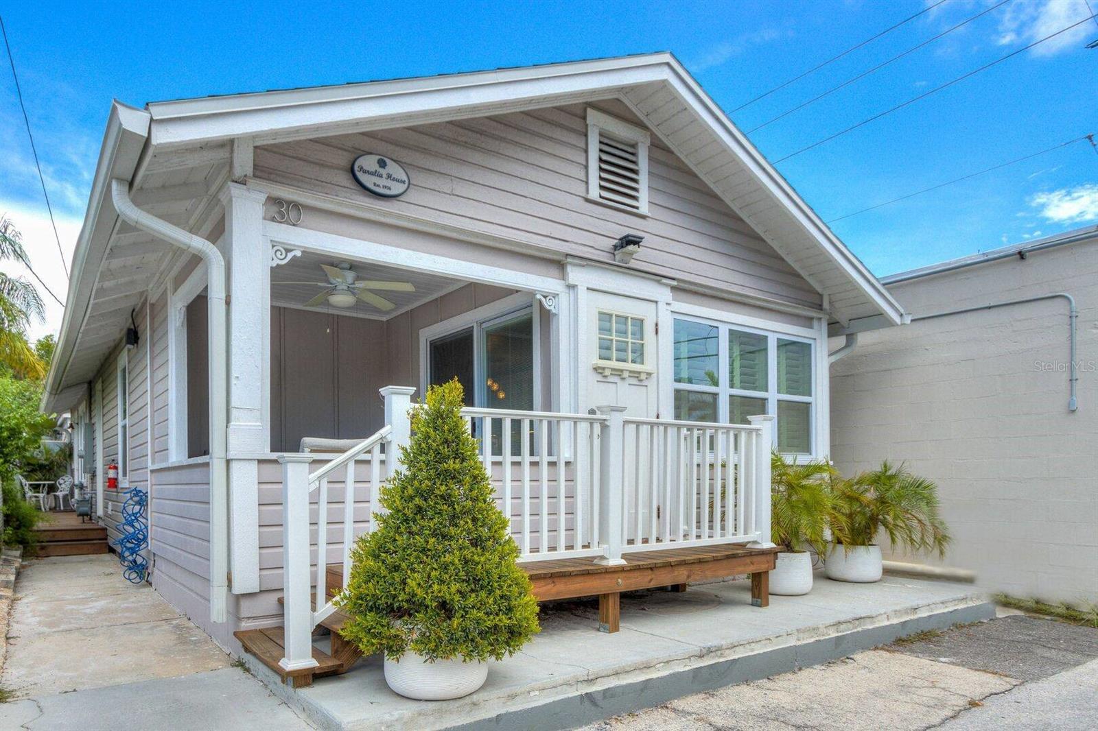 30 KENDALL ST, CLEARWATER BEACH, FL, 33767
