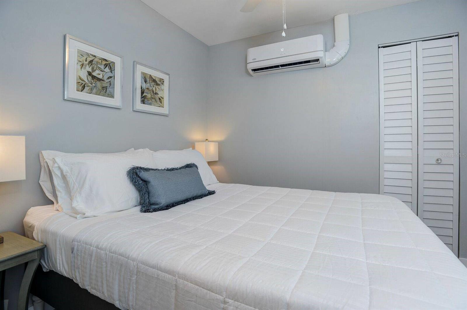 30 KENDALL ST, CLEARWATER BEACH, FL, 33767
