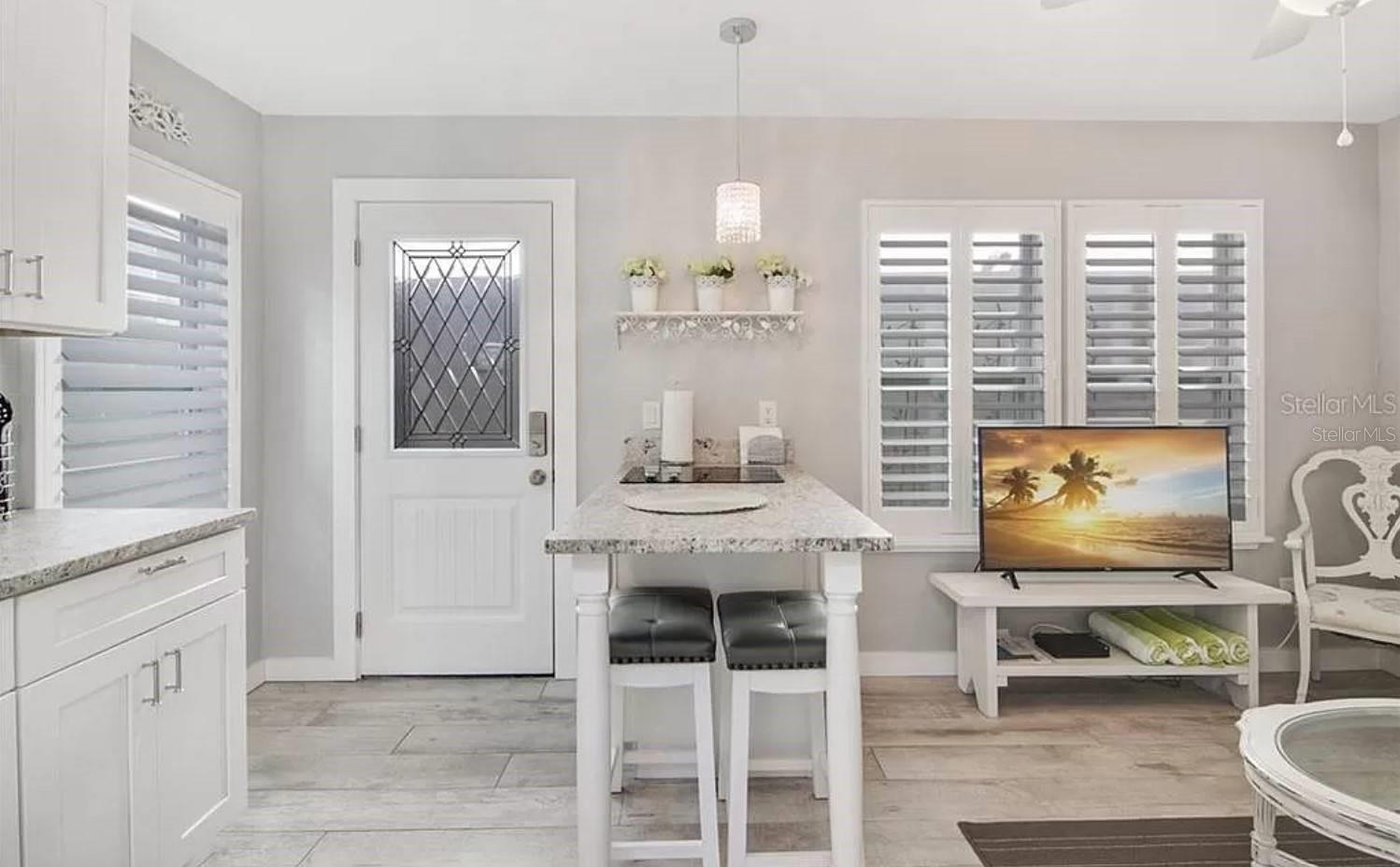 30 KENDALL ST, CLEARWATER BEACH, FL, 33767