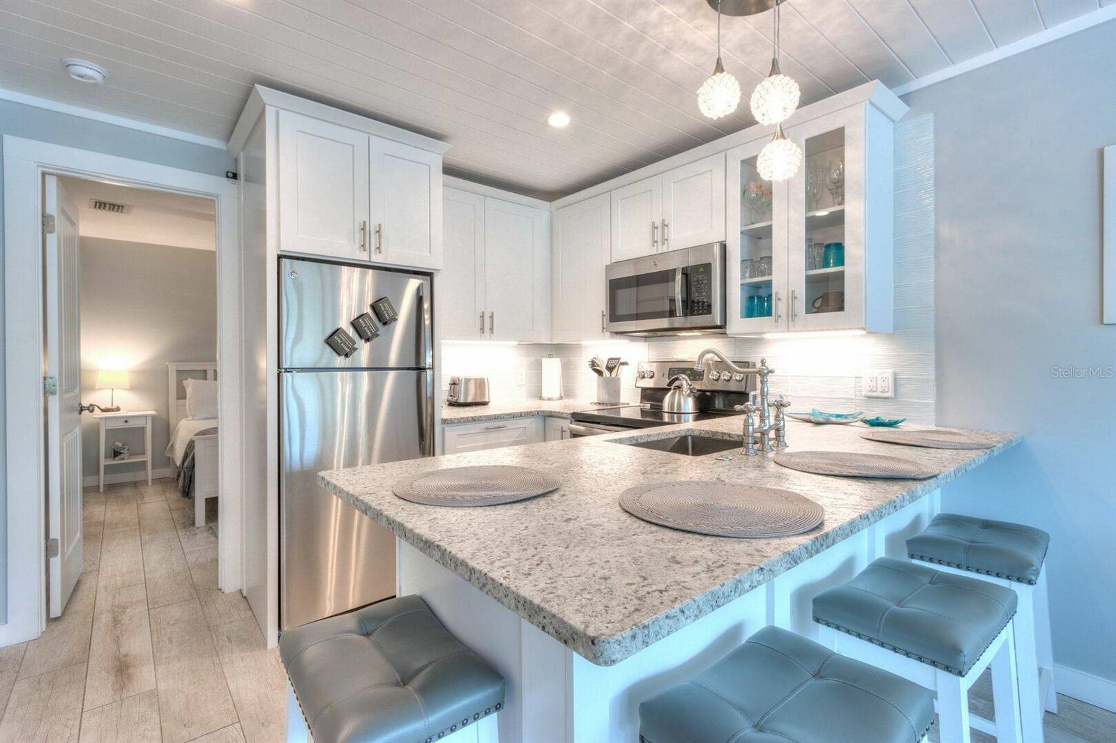 30 KENDALL ST, CLEARWATER BEACH, FL, 33767