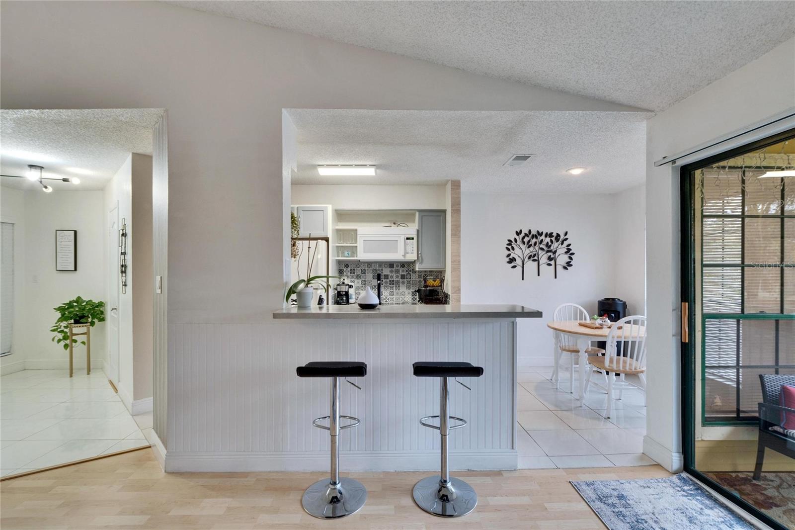 8647 FANCY FINCH DR #203, TAMPA, FL, 33614
