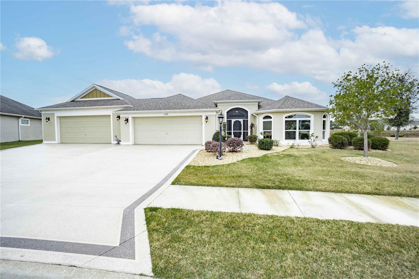 11189 ROZ WAY, OXFORD, FL, 34484