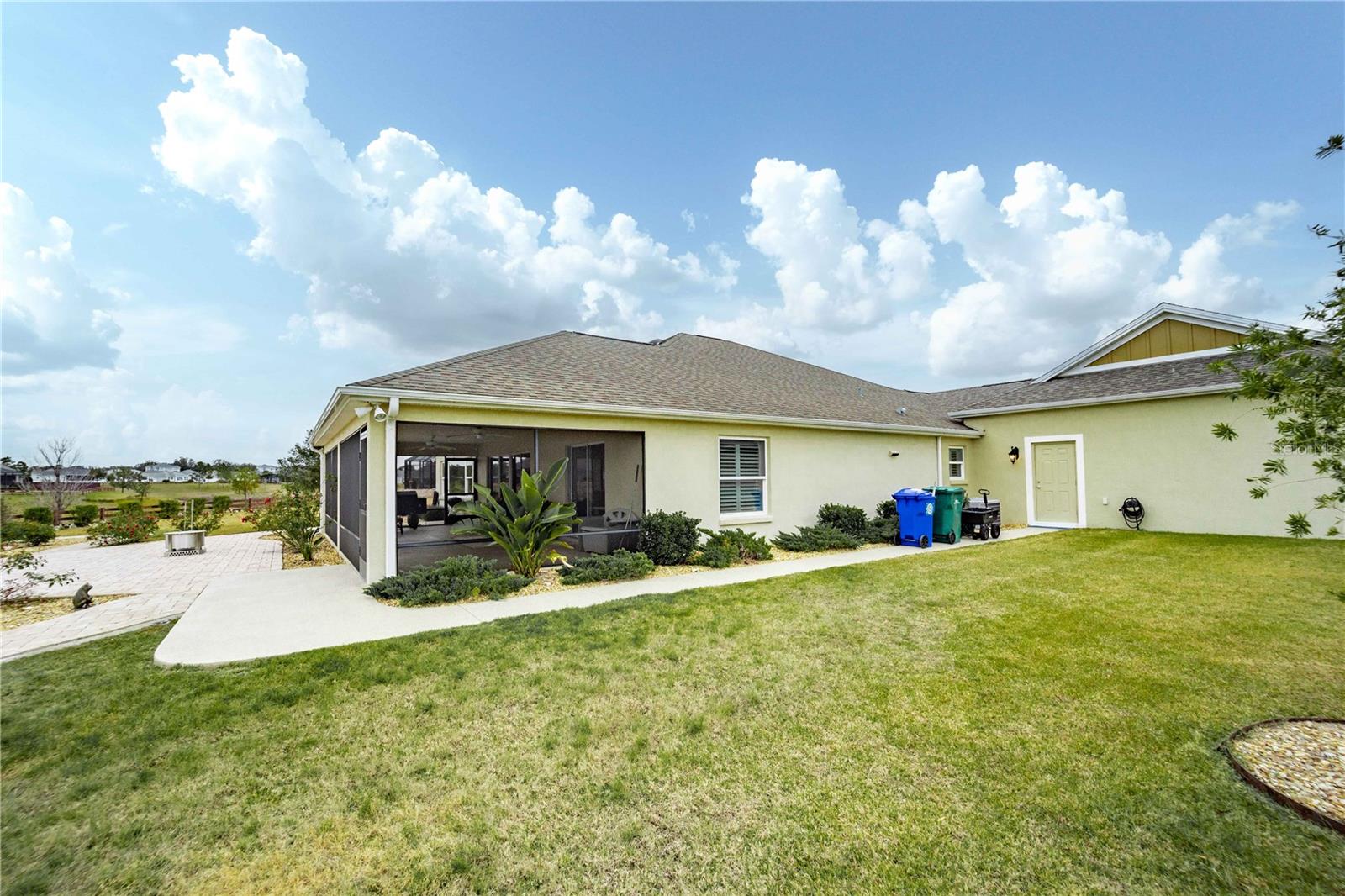 11189 ROZ WAY, OXFORD, FL, 34484