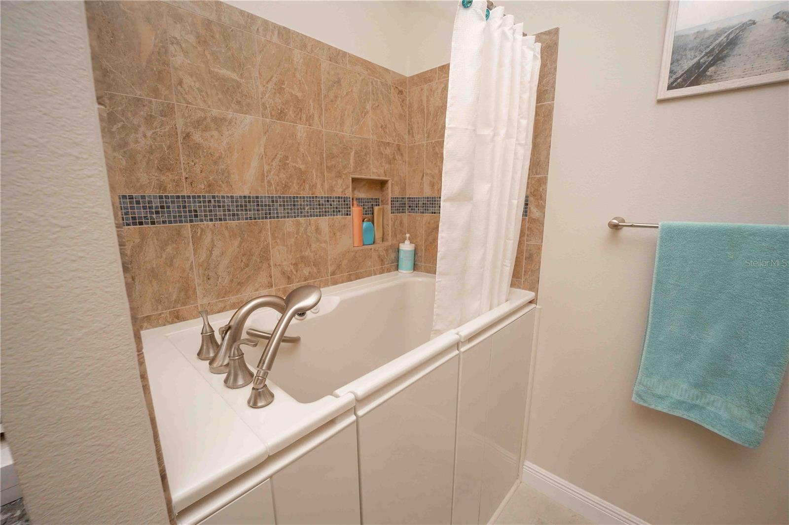 11189 ROZ WAY, OXFORD, FL, 34484