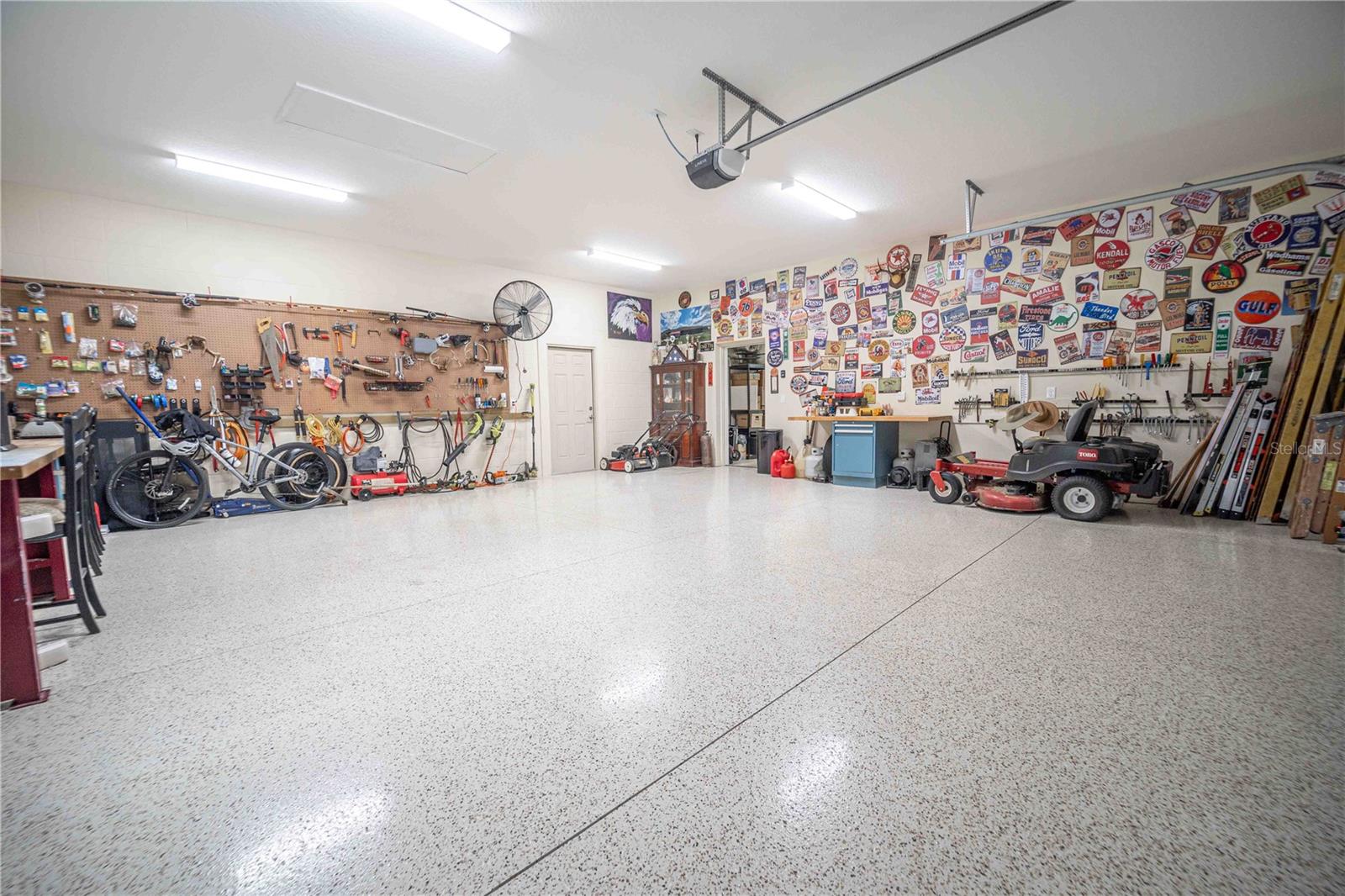 11189 ROZ WAY, OXFORD, FL, 34484