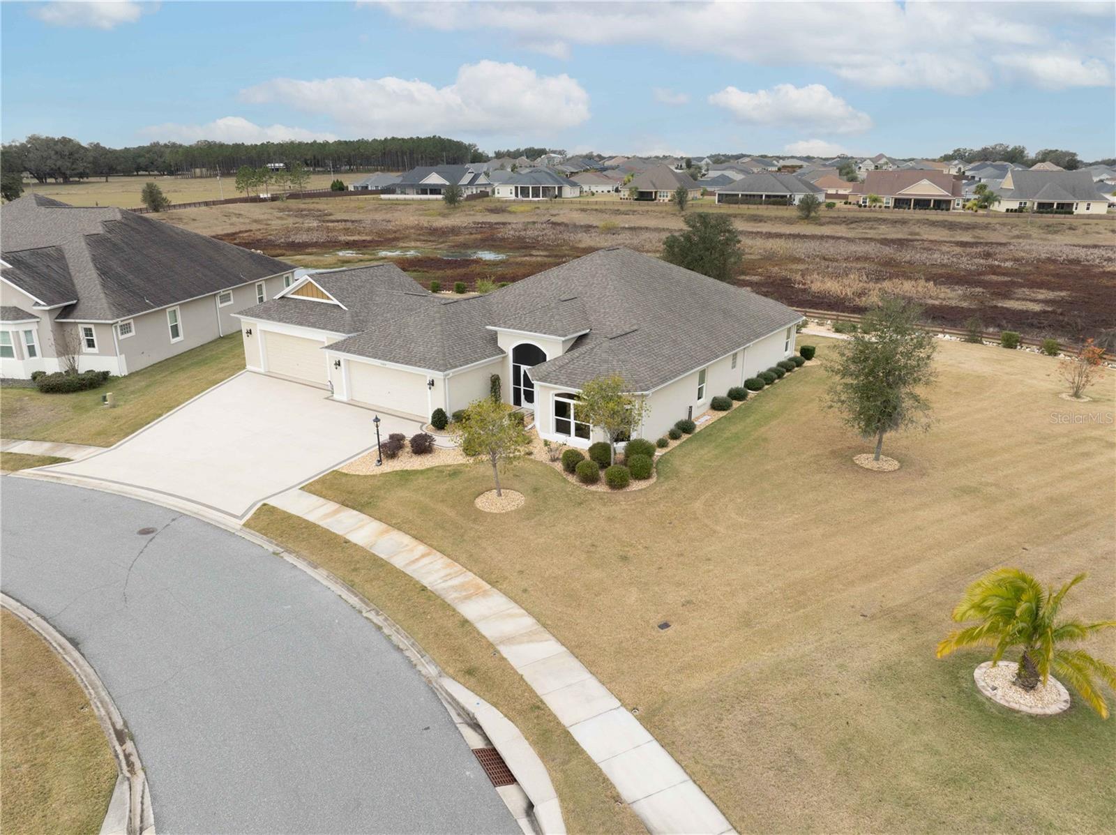 11189 ROZ WAY, OXFORD, FL, 34484