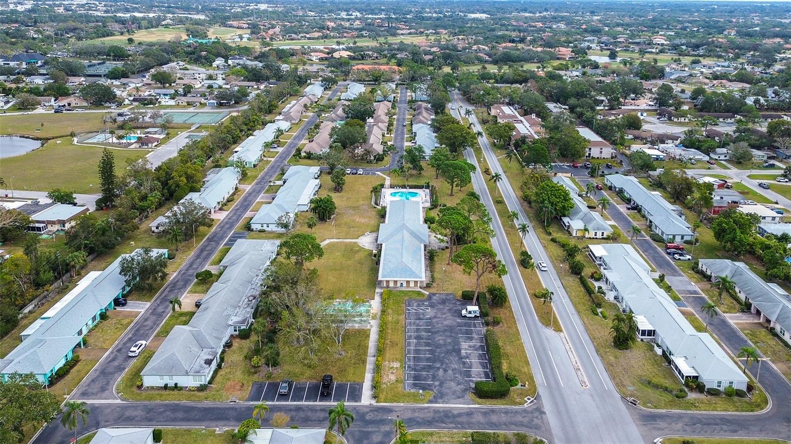 8358 CANDLEWOOD RD, SEMINOLE, FL, 33777
