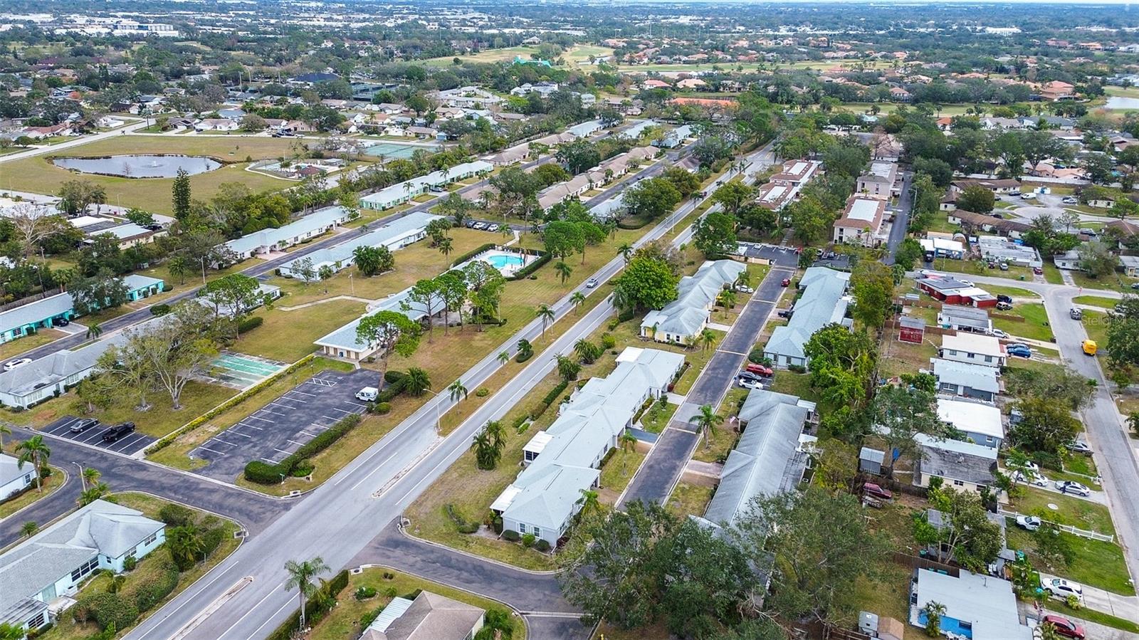 8358 CANDLEWOOD RD, SEMINOLE, FL, 33777