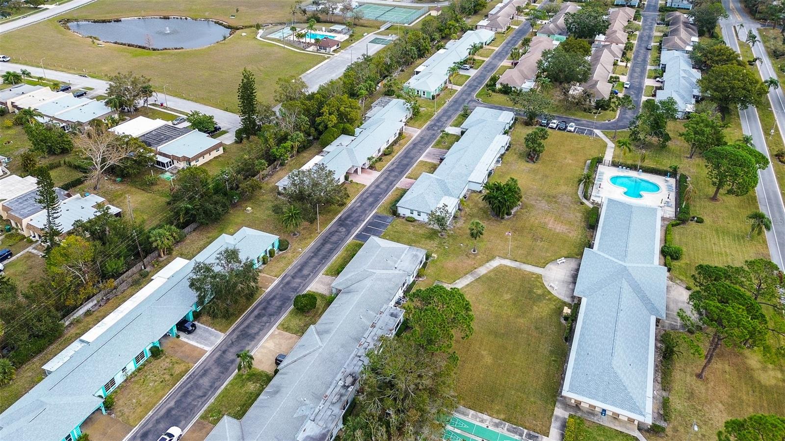 8358 CANDLEWOOD RD, SEMINOLE, FL, 33777
