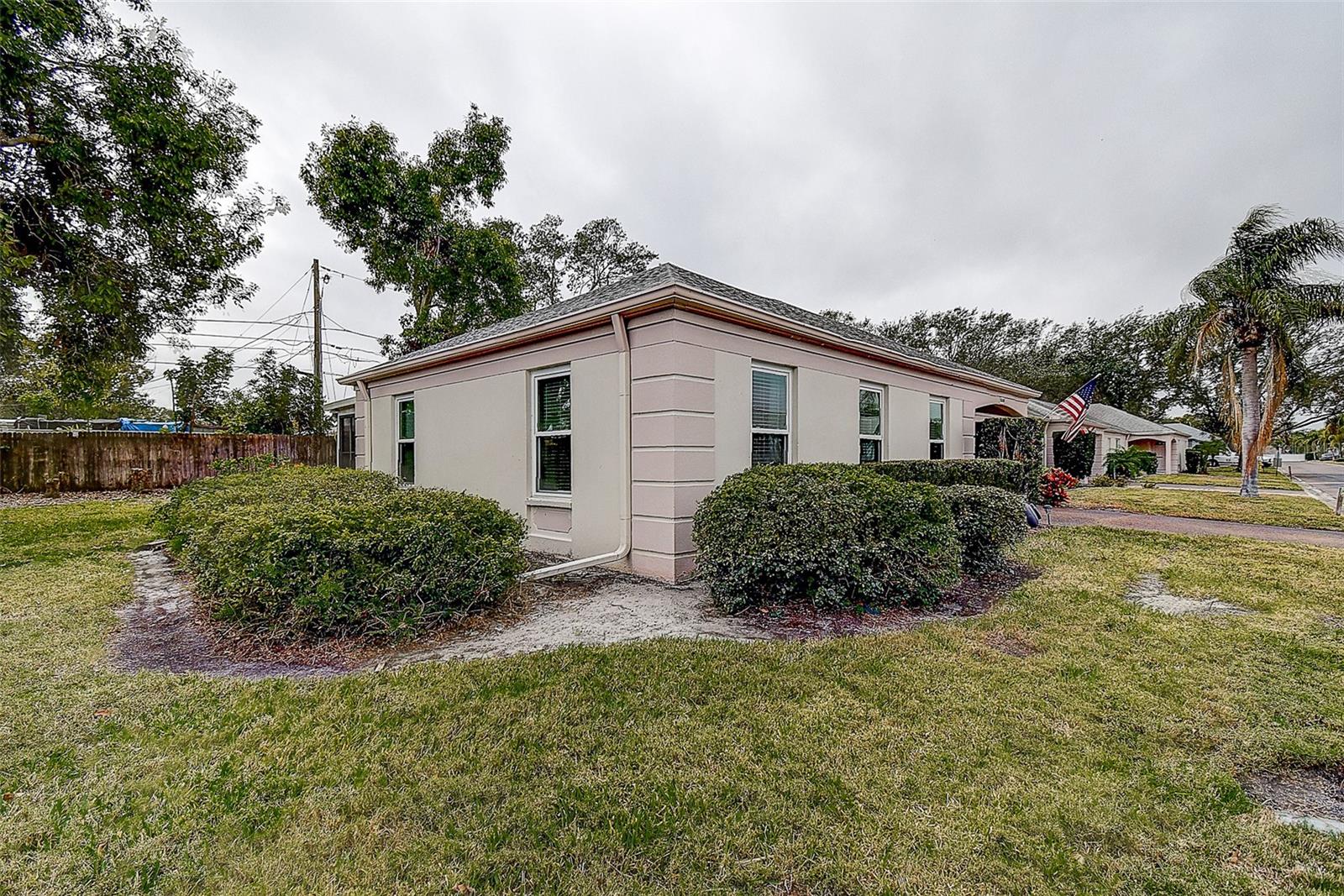 8358 CANDLEWOOD RD, SEMINOLE, FL, 33777