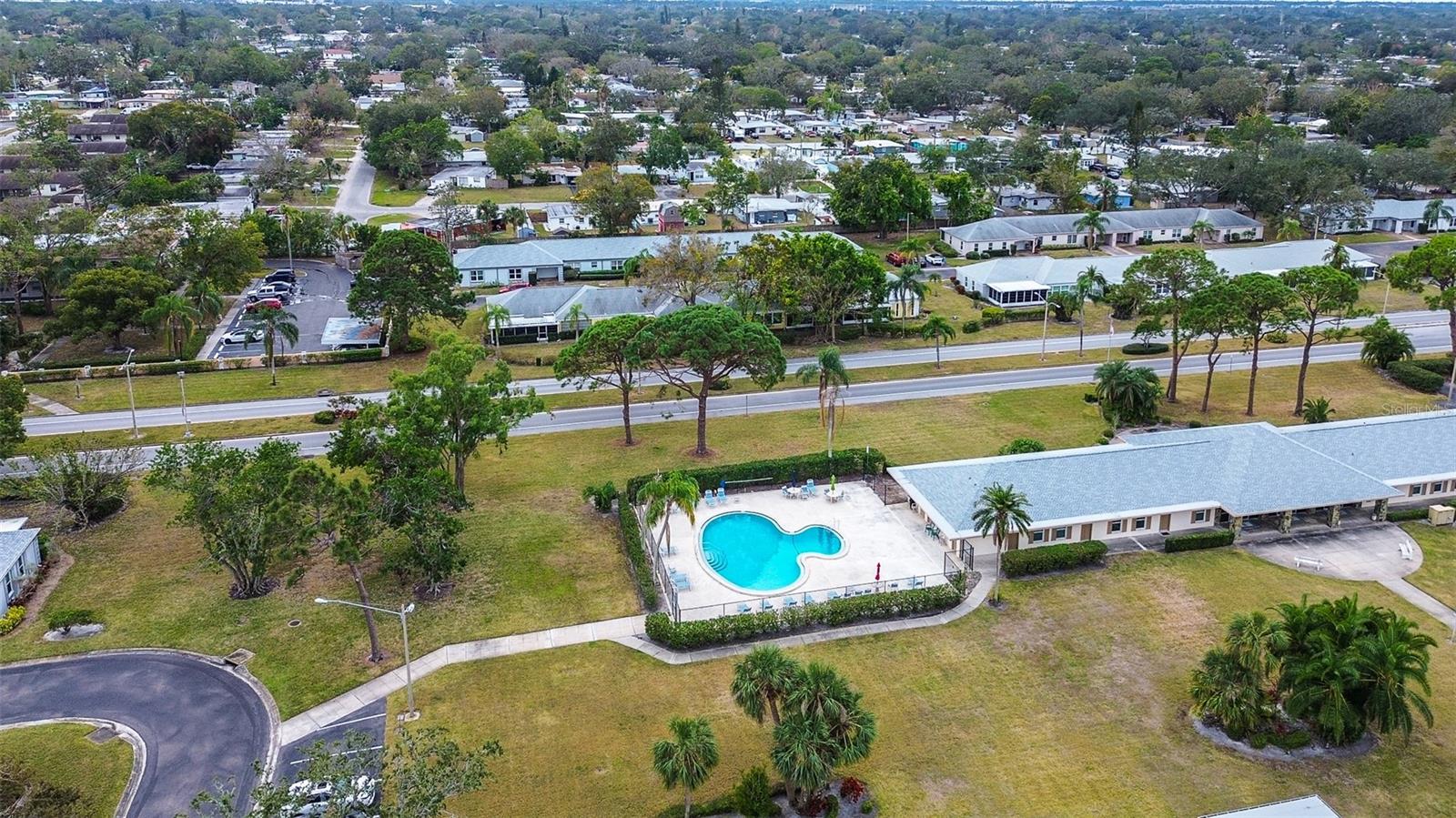 8358 CANDLEWOOD RD, SEMINOLE, FL, 33777