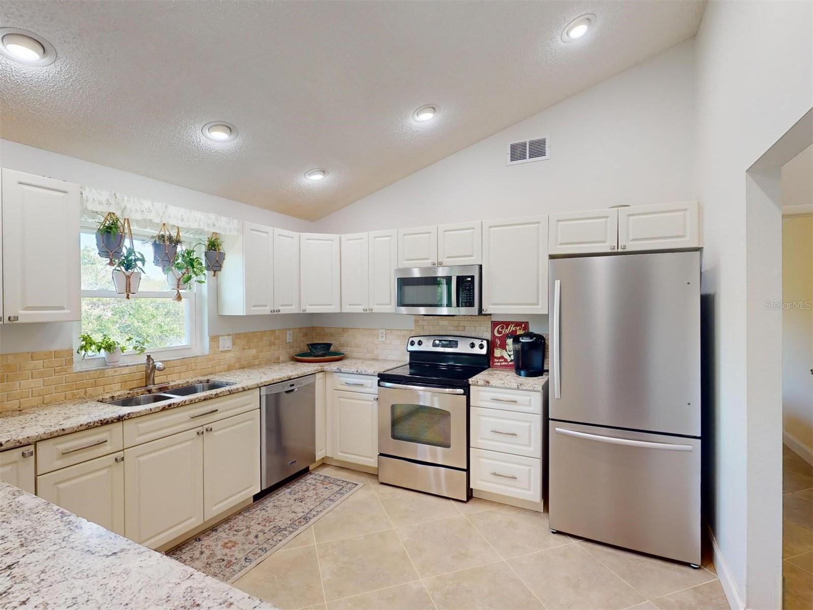104 WOODINGHAM DR, VENICE, FL, 34292