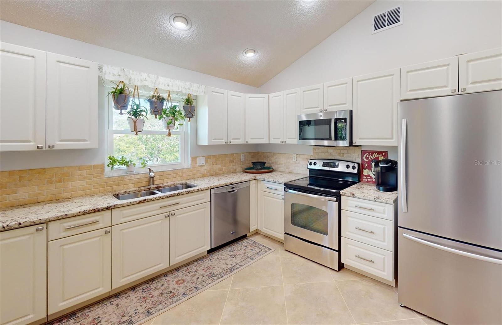 104 WOODINGHAM DR, VENICE, FL, 34292