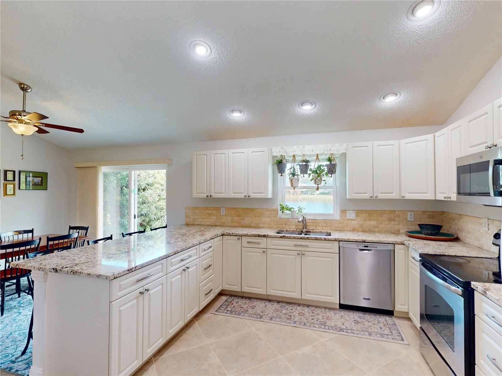 104 WOODINGHAM DR, VENICE, FL, 34292