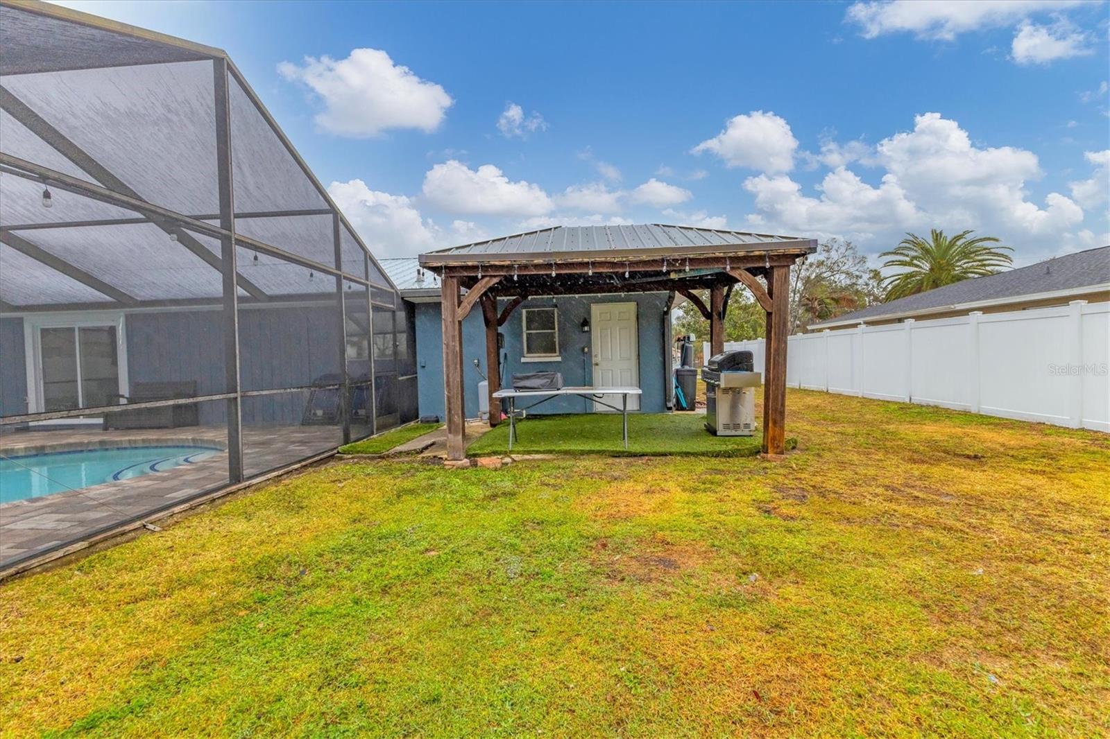 1826 E LEEWYNN DR, SARASOTA, FL, 34240