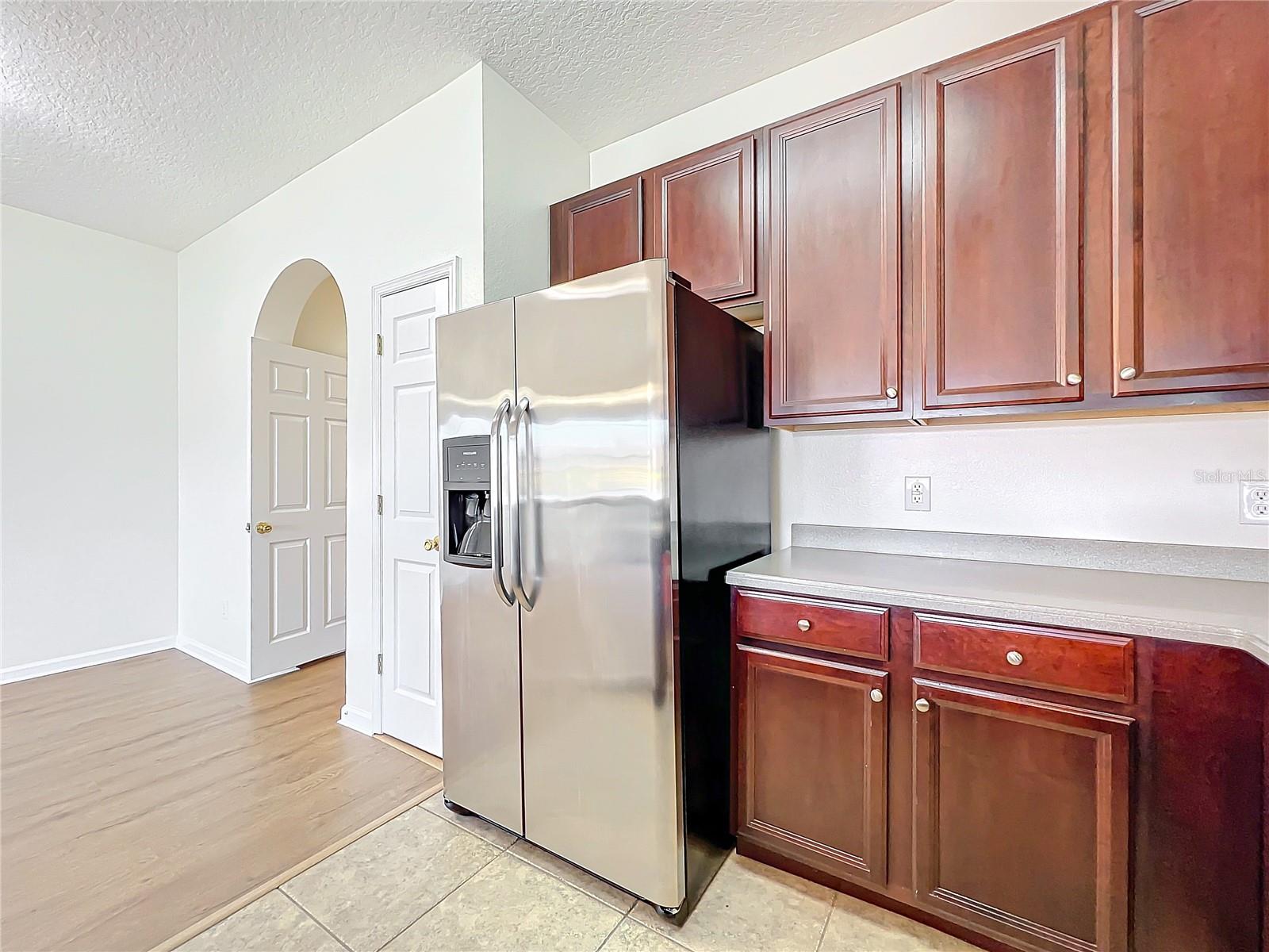 812 PARK GROVE CT, ORLANDO, FL, 32828