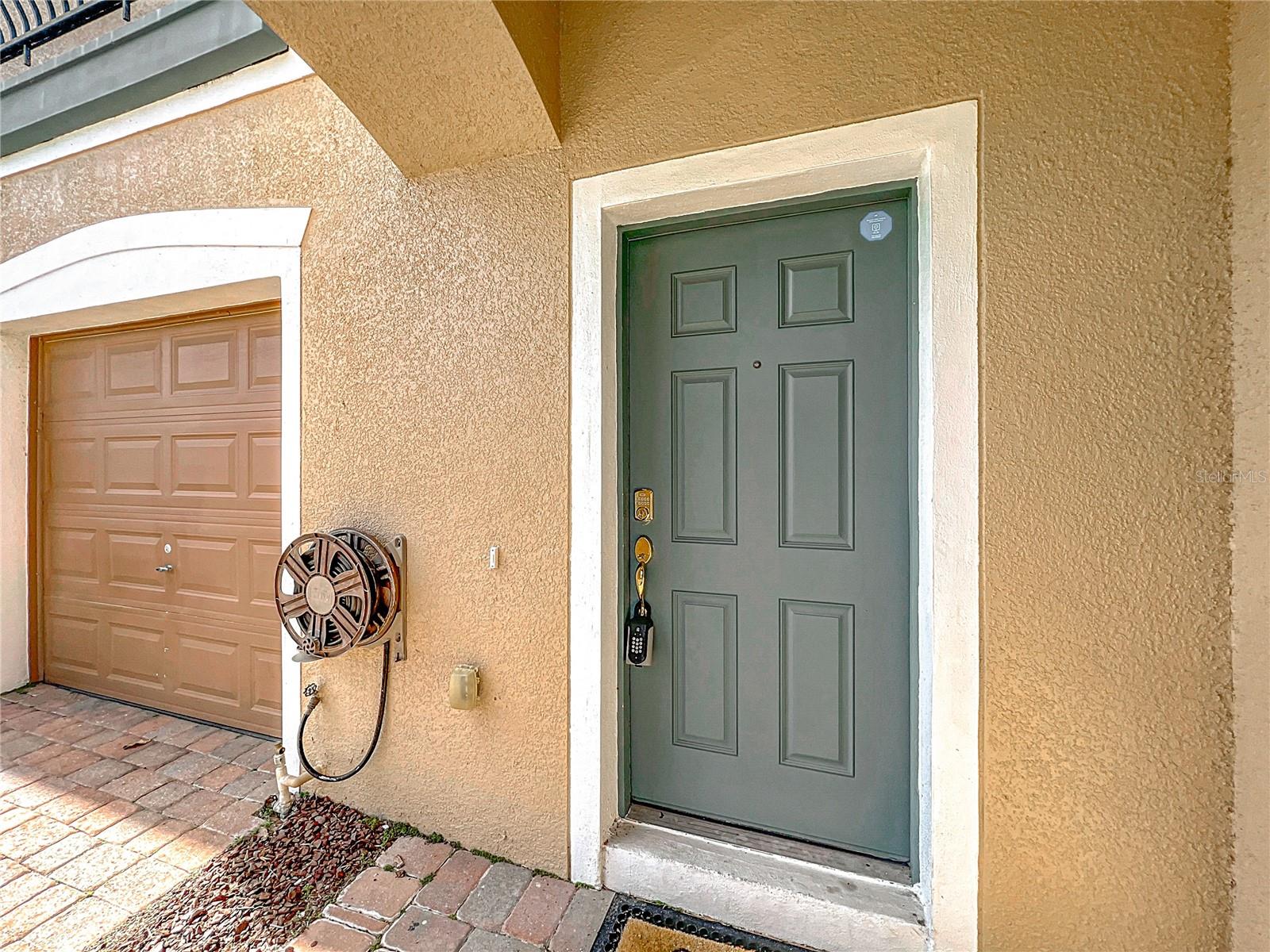 812 PARK GROVE CT, ORLANDO, FL, 32828