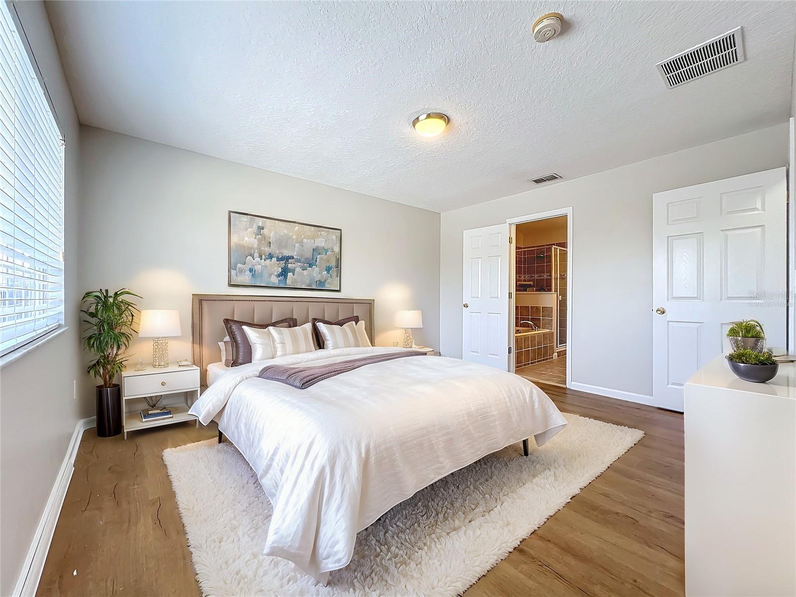 812 PARK GROVE CT, ORLANDO, FL, 32828