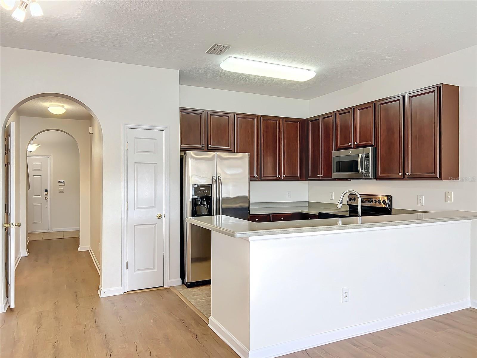 812 PARK GROVE CT, ORLANDO, FL, 32828