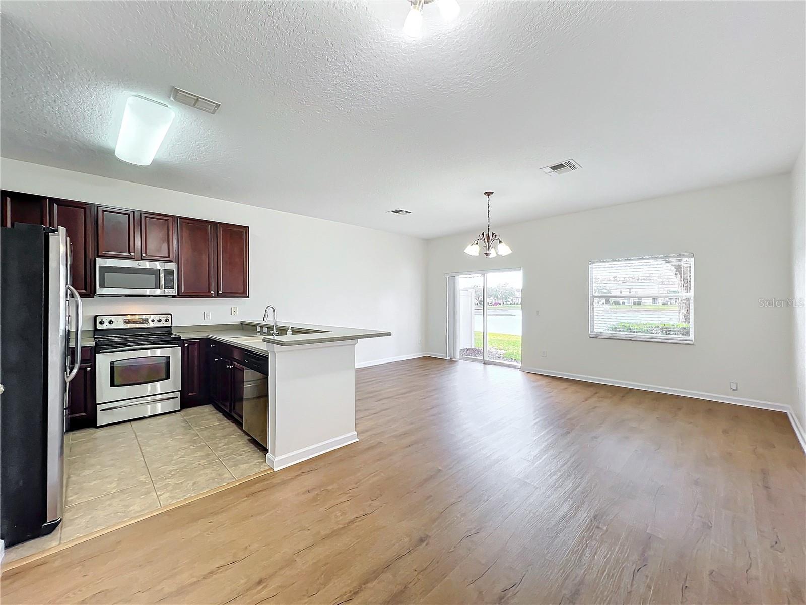 812 PARK GROVE CT, ORLANDO, FL, 32828