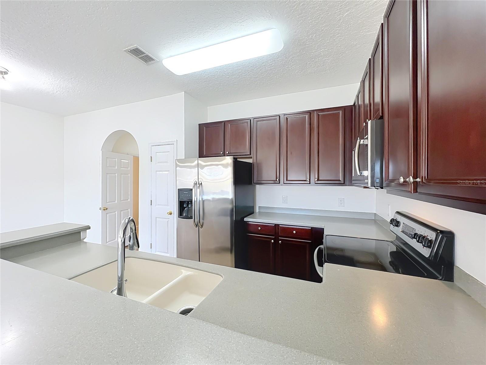 812 PARK GROVE CT, ORLANDO, FL, 32828