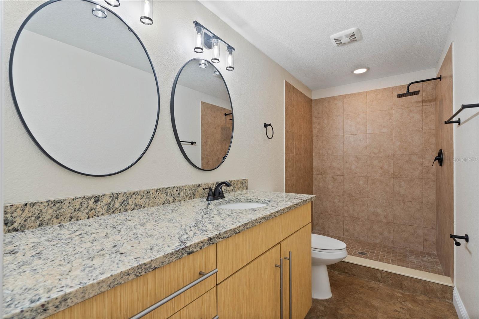 6618 HILL TOP RD, ORLANDO, FL, 32810