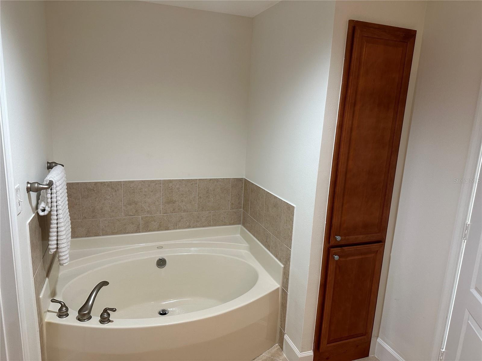 808 3RD AVE W #701, BRADENTON, FL, 34205