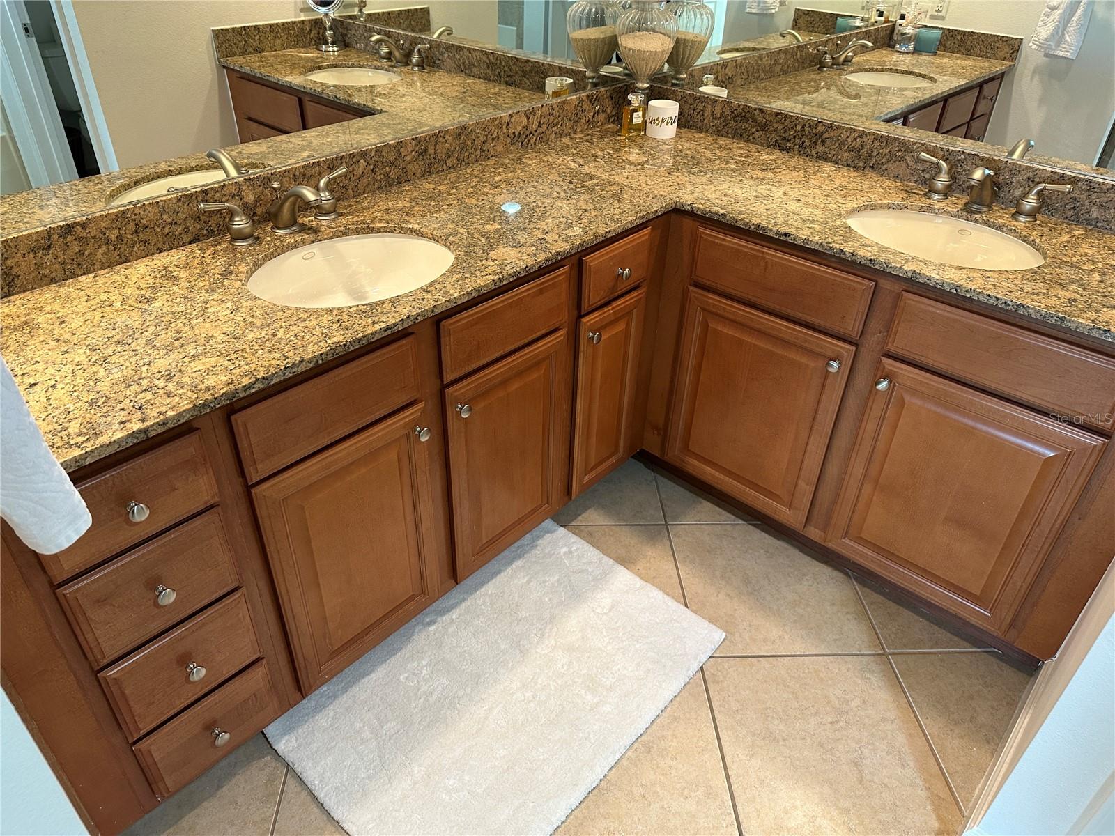 808 3RD AVE W #701, BRADENTON, FL, 34205