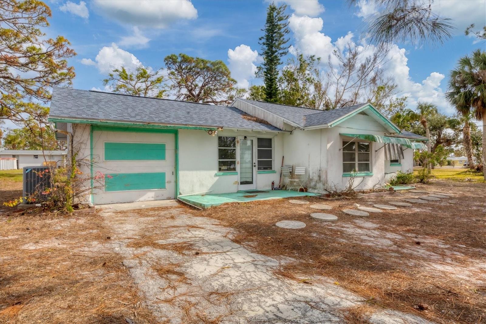 321 S MANGO ST, ENGLEWOOD, FL, 34223