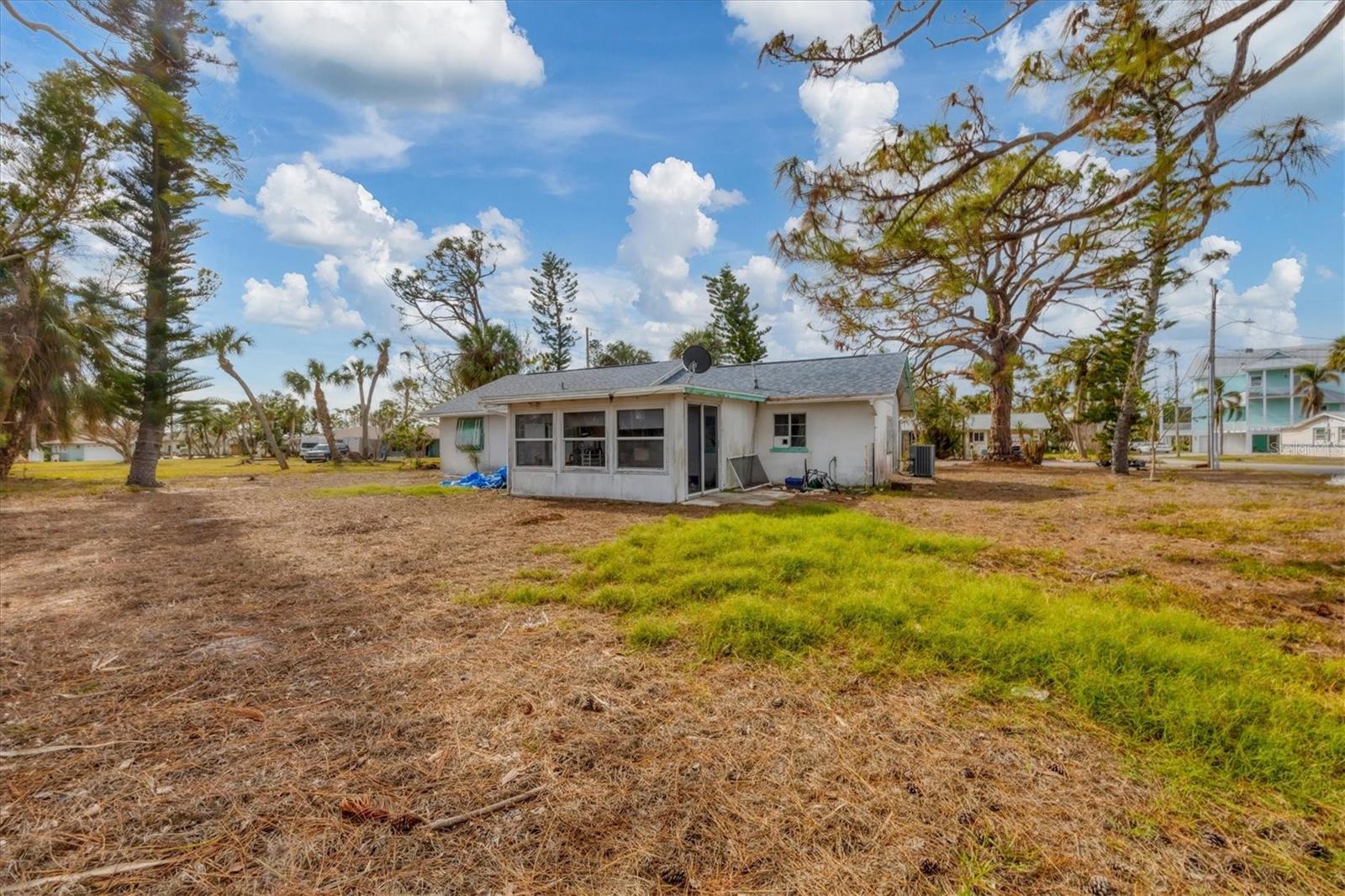 321 S MANGO ST, ENGLEWOOD, FL, 34223