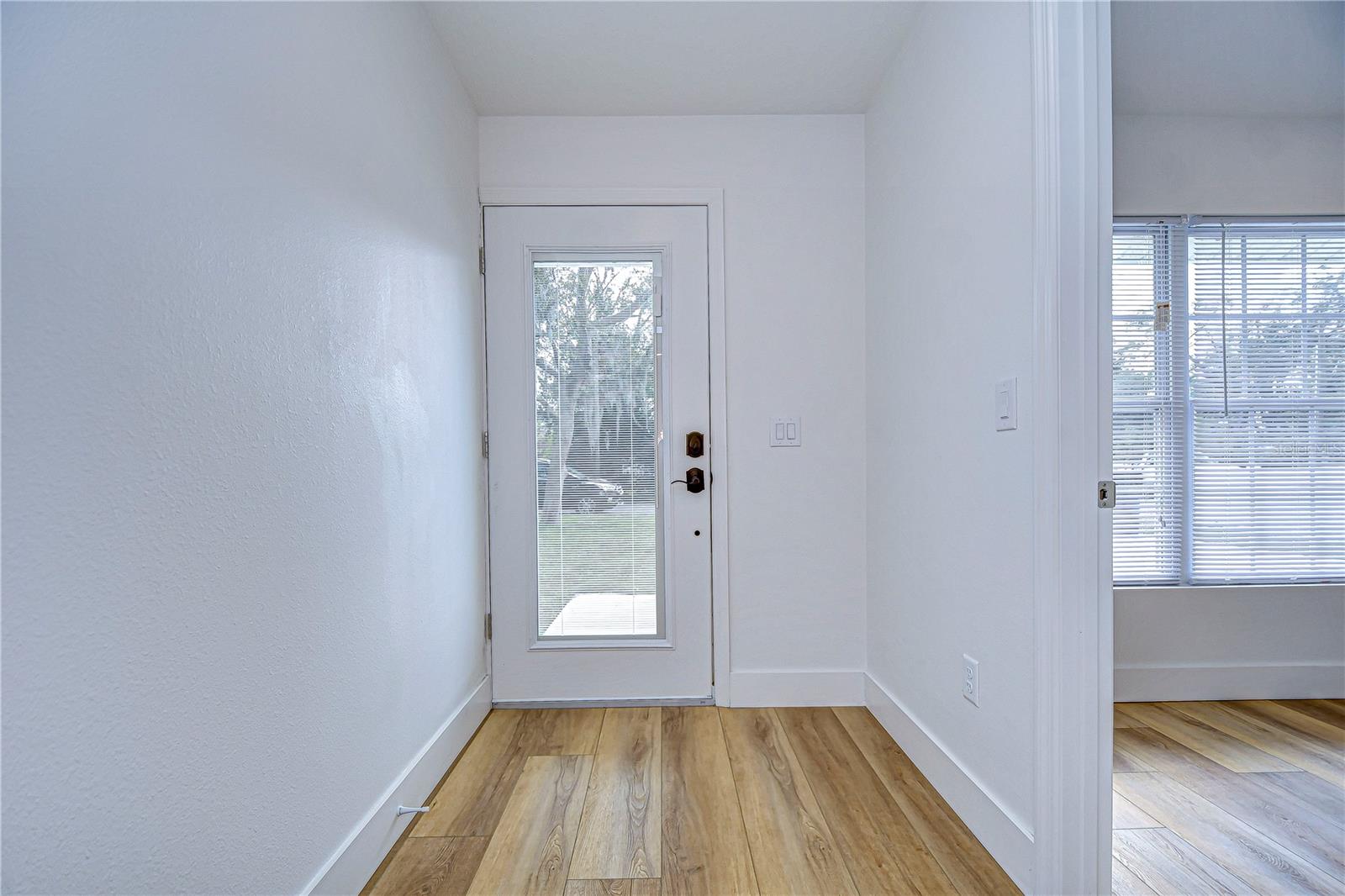 1205 W HOLLYWOOD ST, TAMPA, FL, 33604