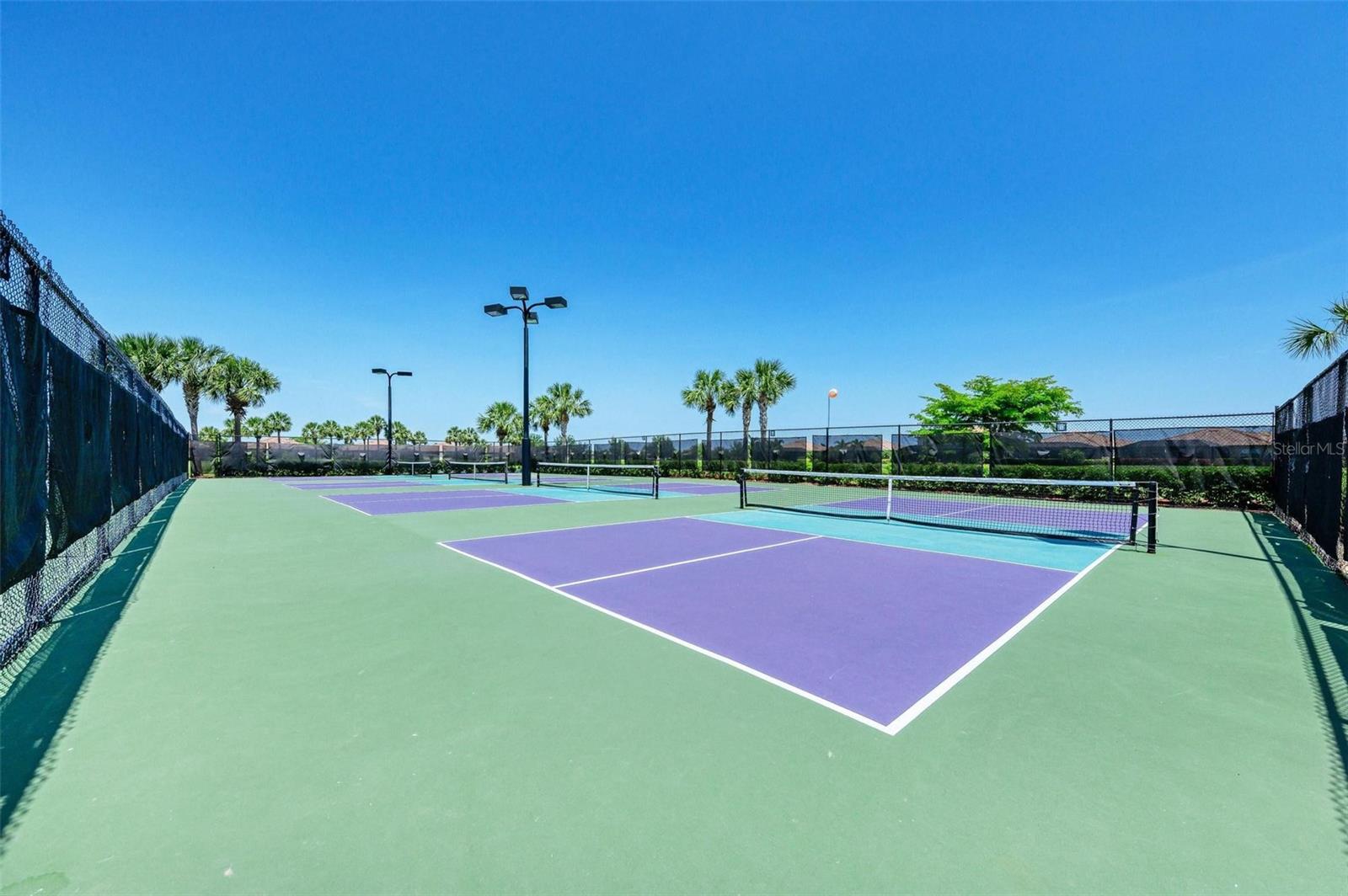 136 RIVER ENCLAVE CT, BRADENTON, FL, 34212
