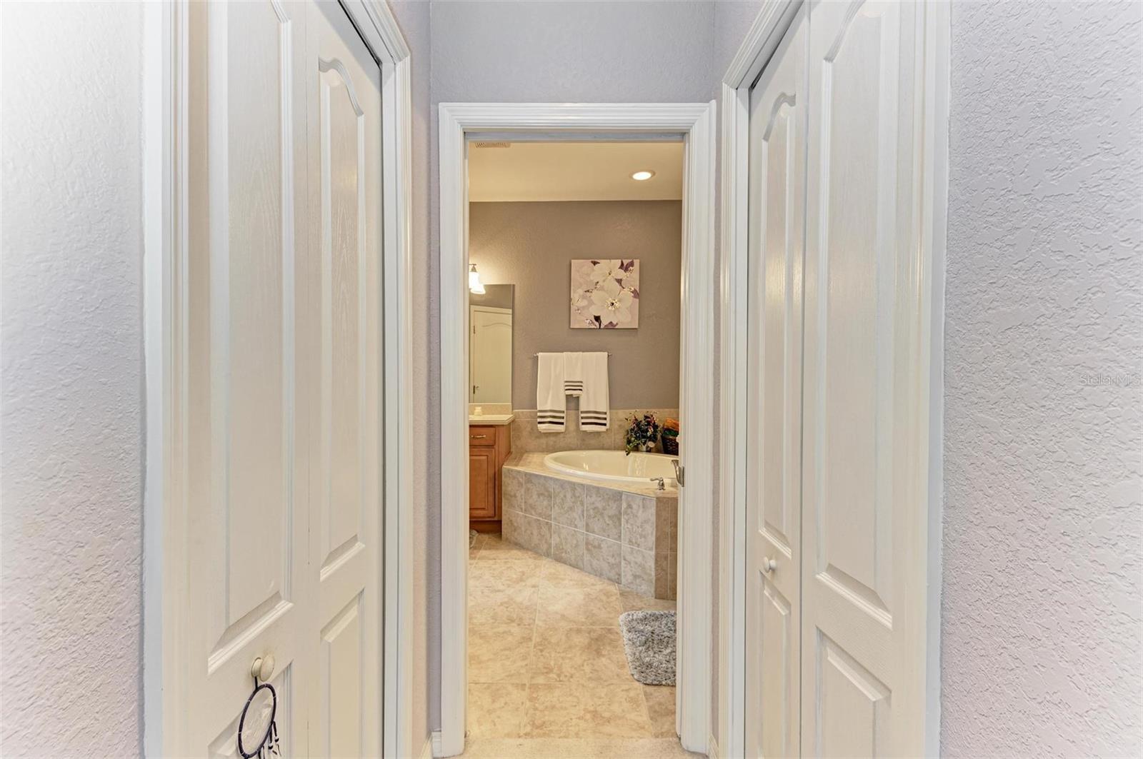 136 RIVER ENCLAVE CT, BRADENTON, FL, 34212