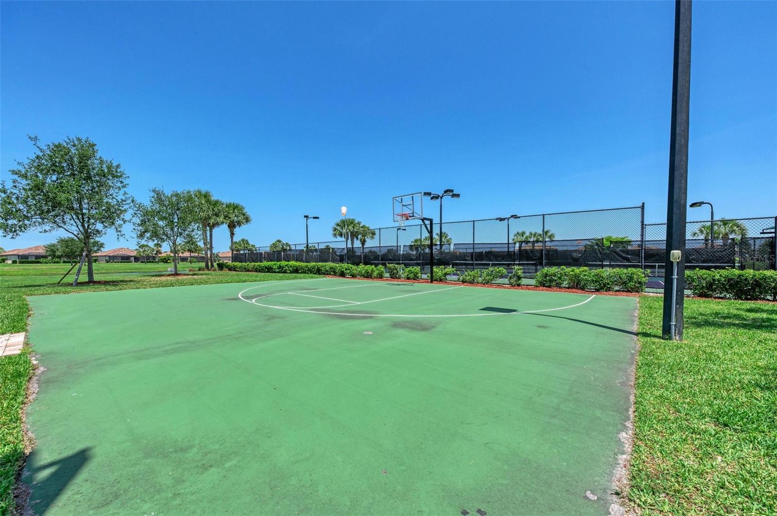 136 RIVER ENCLAVE CT, BRADENTON, FL, 34212