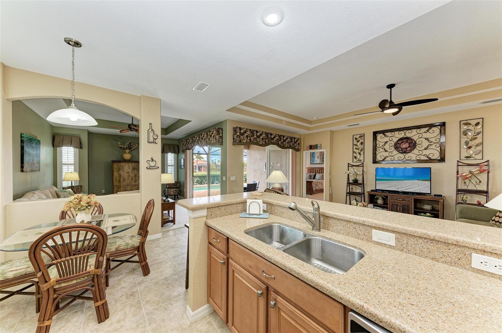 136 RIVER ENCLAVE CT, BRADENTON, FL, 34212