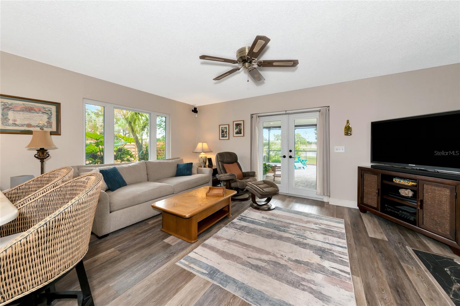 2154 LAKEWOOD DR, NOKOMIS, FL, 34275