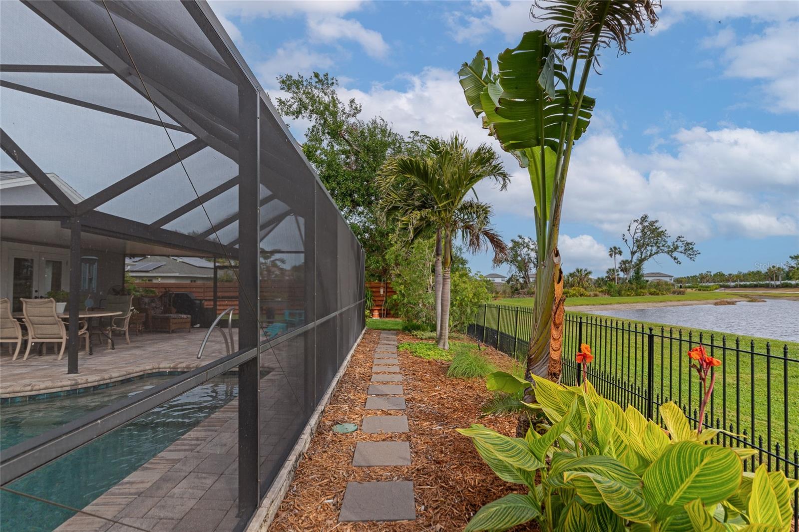 2154 LAKEWOOD DR, NOKOMIS, FL, 34275