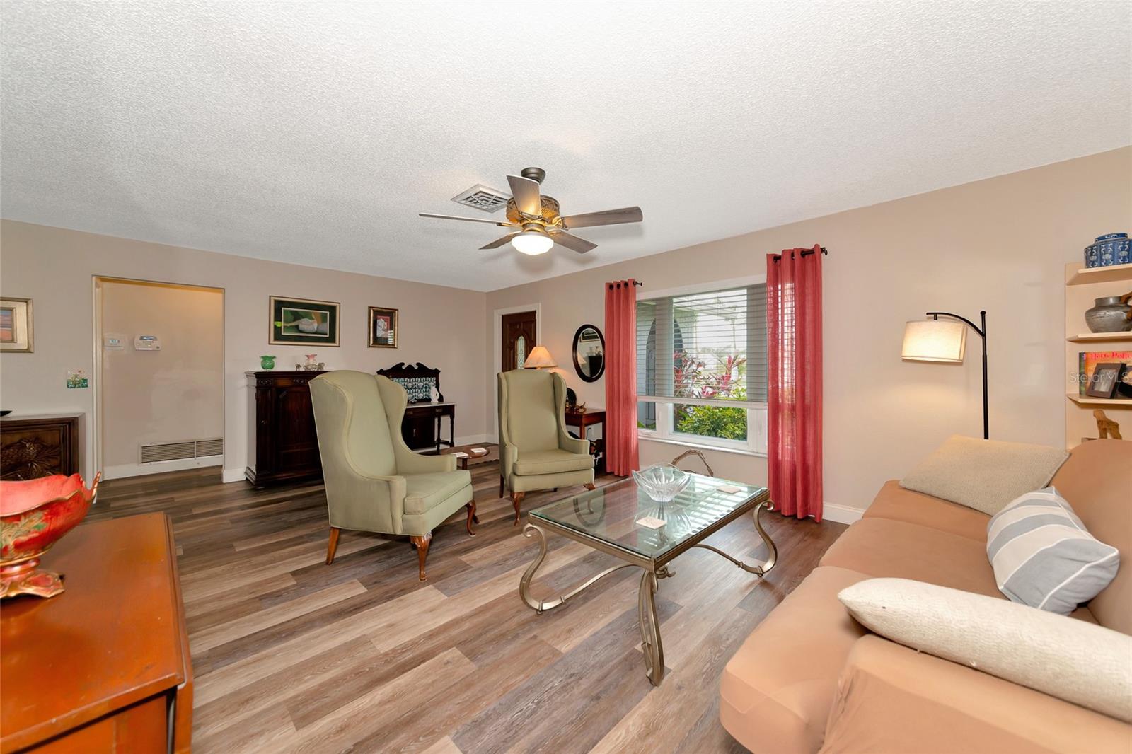 2154 LAKEWOOD DR, NOKOMIS, FL, 34275