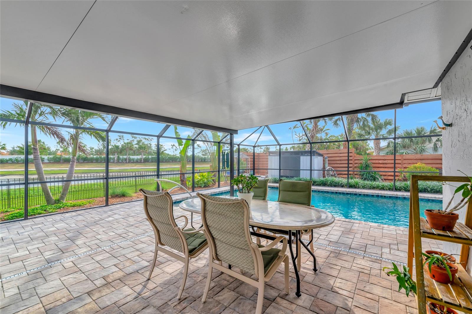 2154 LAKEWOOD DR, NOKOMIS, FL, 34275
