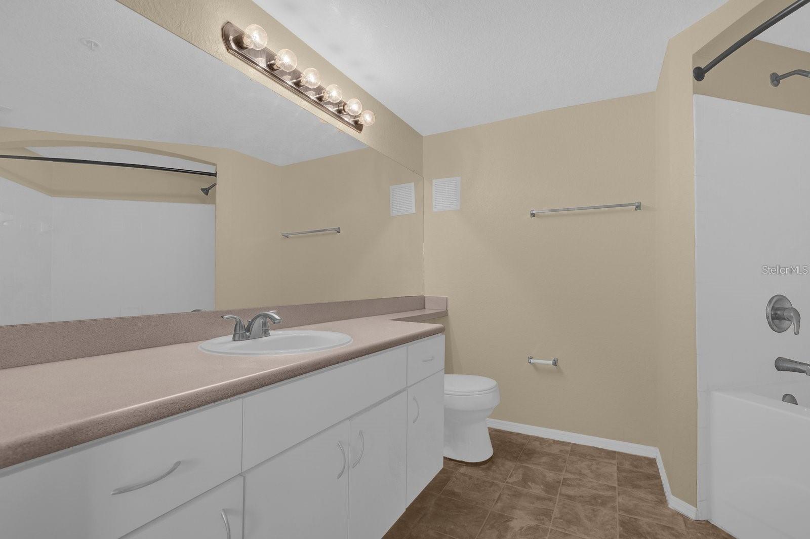 102 VISTA VERDI CIR #320, LAKE MARY, FL, 32746