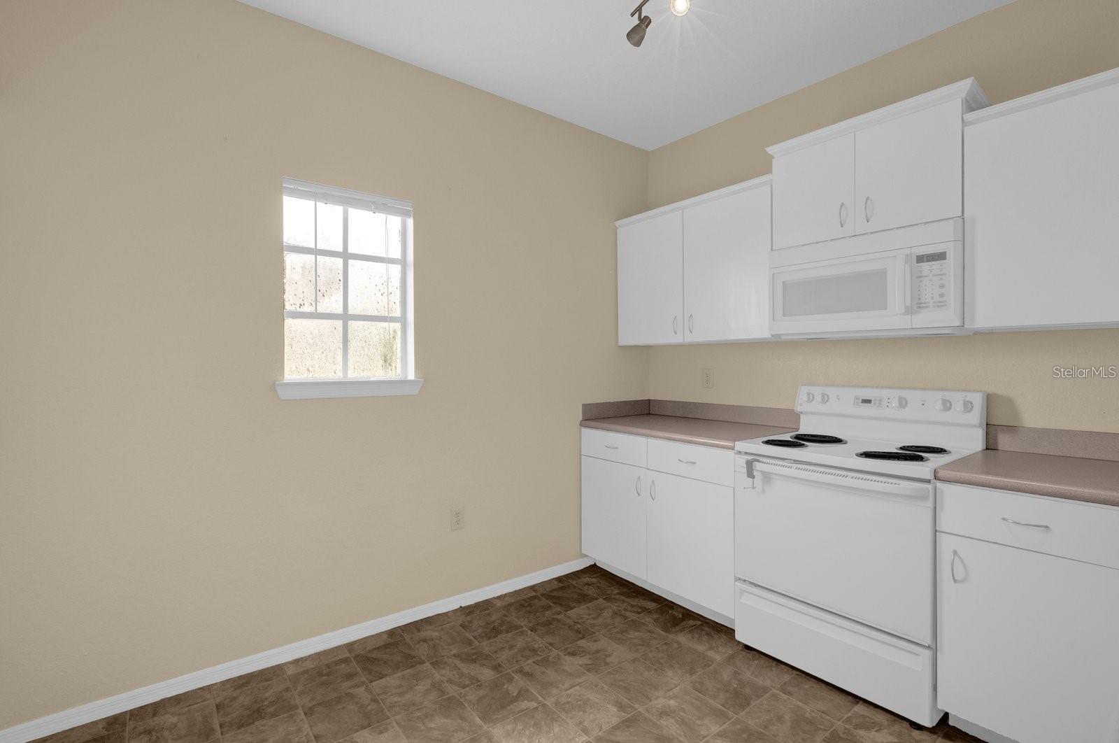 102 VISTA VERDI CIR #320, LAKE MARY, FL, 32746