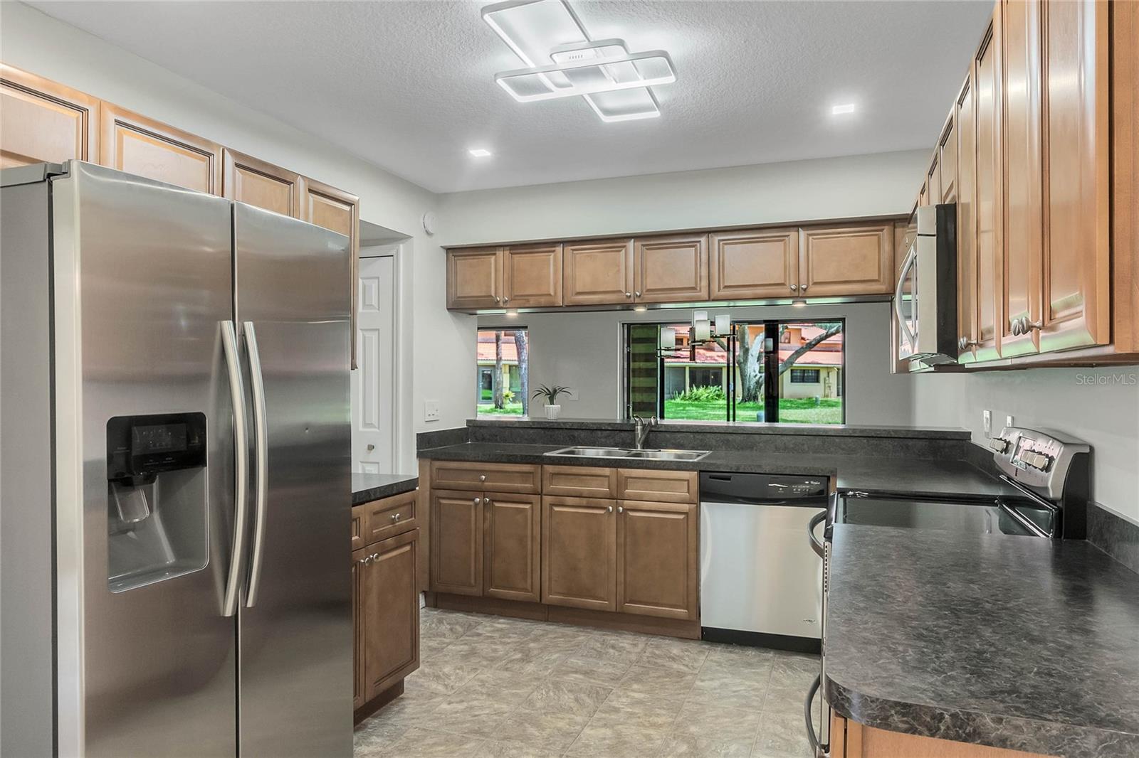 8235 AMBROSE COVE WAY, ORLANDO, FL, 32819