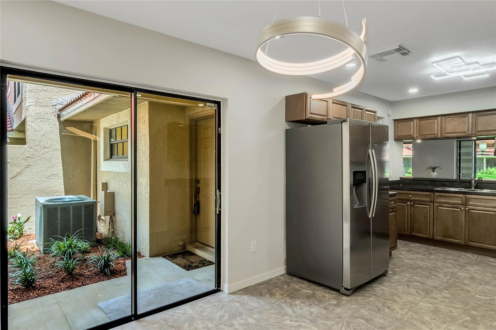 8235 AMBROSE COVE WAY, ORLANDO, FL, 32819