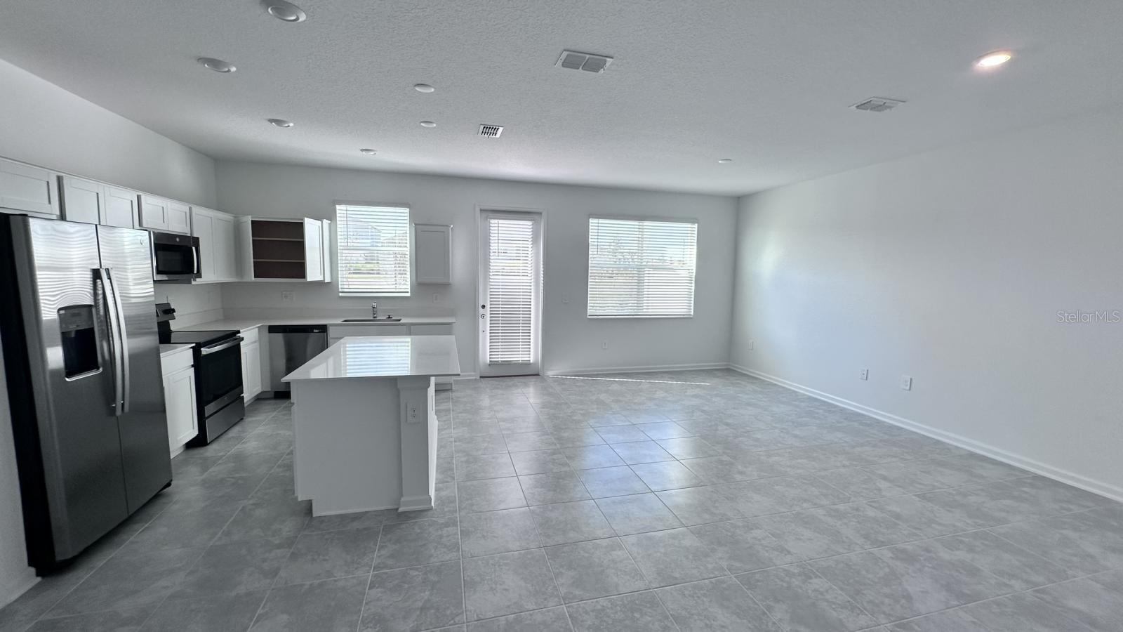 318 BOGEY DR, DAVENPORT, FL, 33896